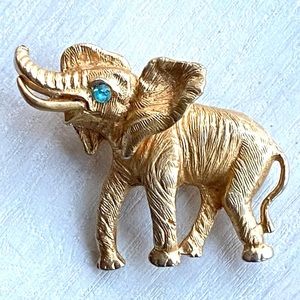 Vintage NAPIER Goldtone Lucky Elephant w/ Blue Rhinestone Eye